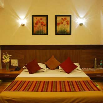 Chandralok Hotel, Lonavala 5